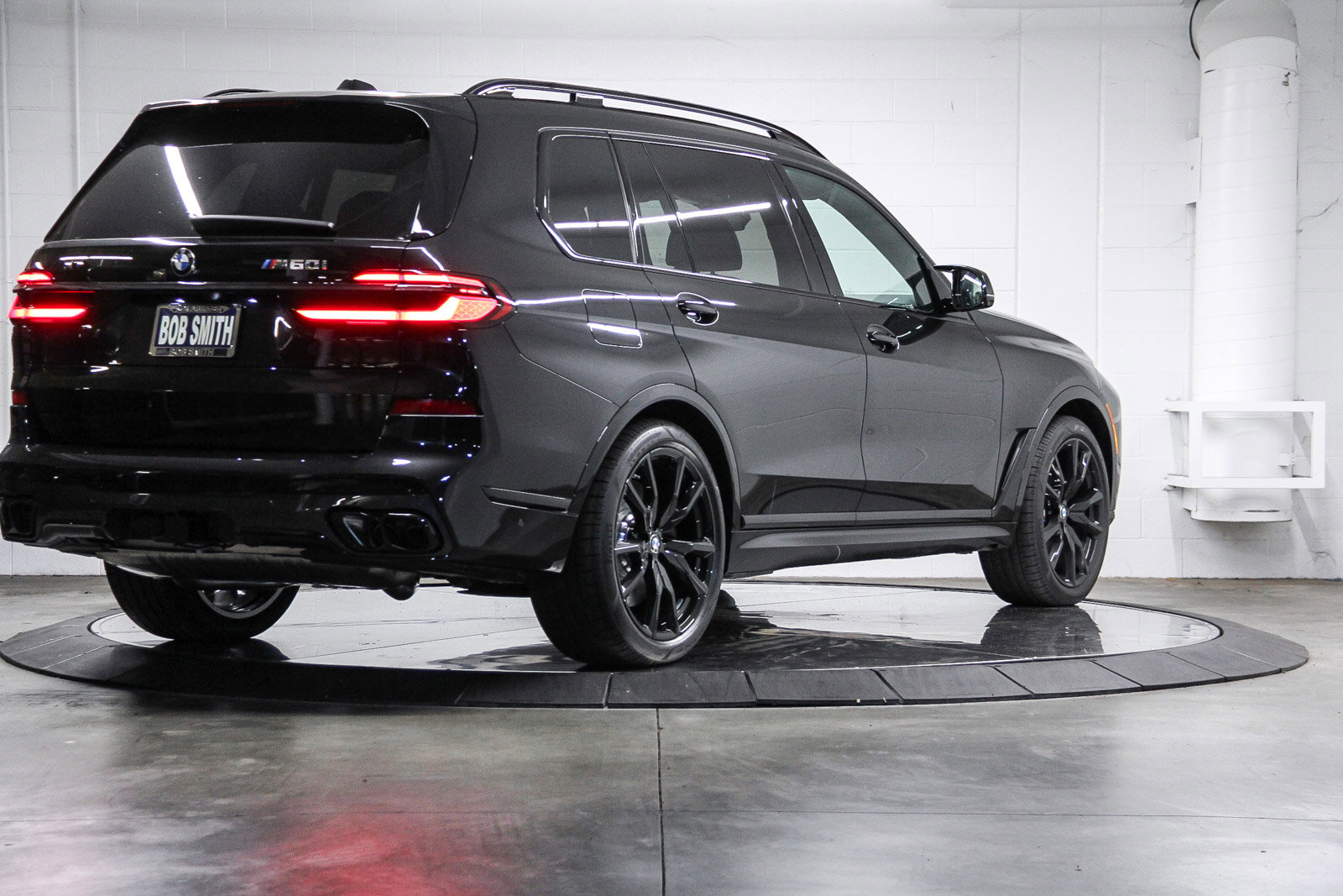 New 2026 BMW X7 M60i image 6