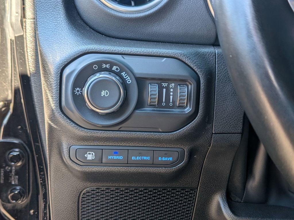 Used 2022 Jeep Wrangler Unlimited Sahara 4xe w/ Cold Weather Group image 16