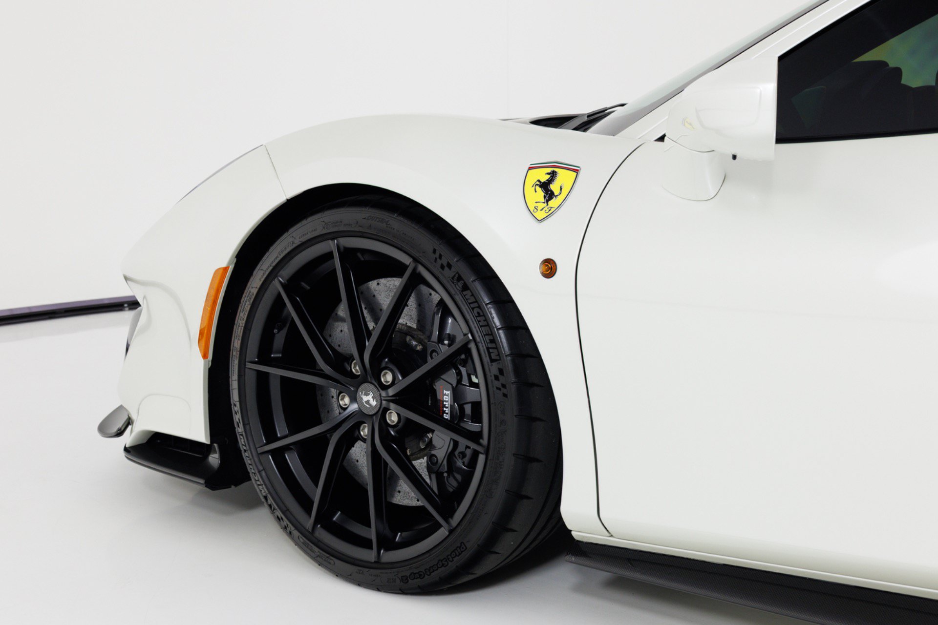 Used 2020 Ferrari 488 Pista Coupe RWD image 64