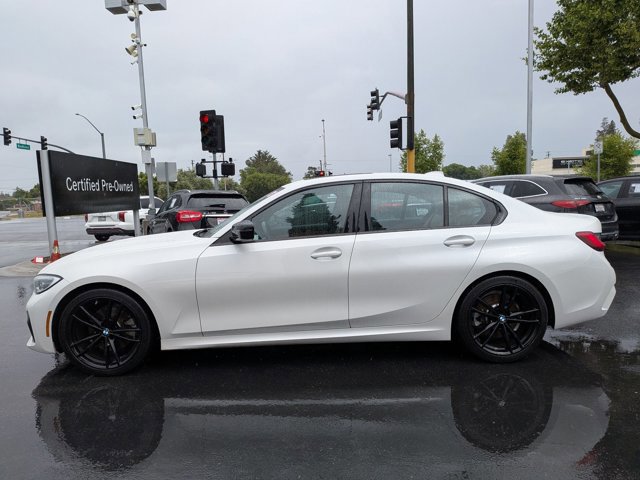 Used 2021 BMW 330i Sedan w/ M Sport Package image 9