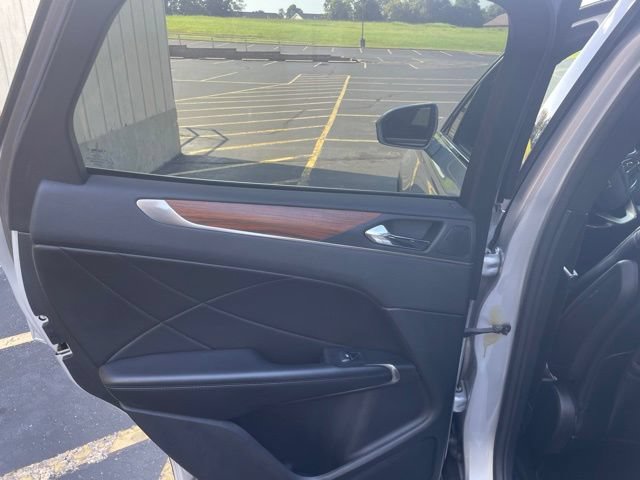 Used 2018 Lincoln MKC Reserve w/ Lincoln MKC Climate Package FWD image 55
