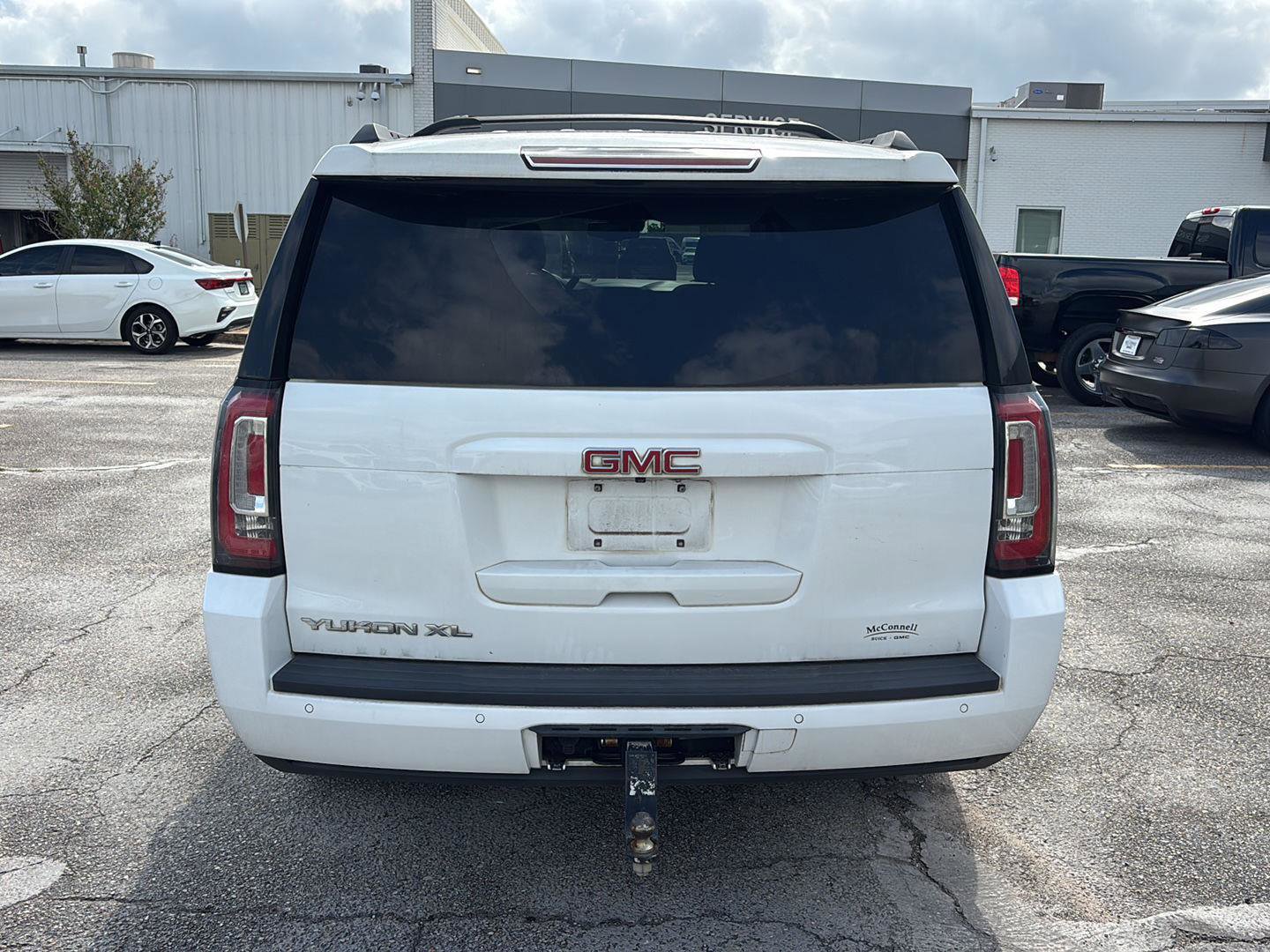 Used 2019 GMC Yukon XL SLT w/ Open Road Package RWD image 6