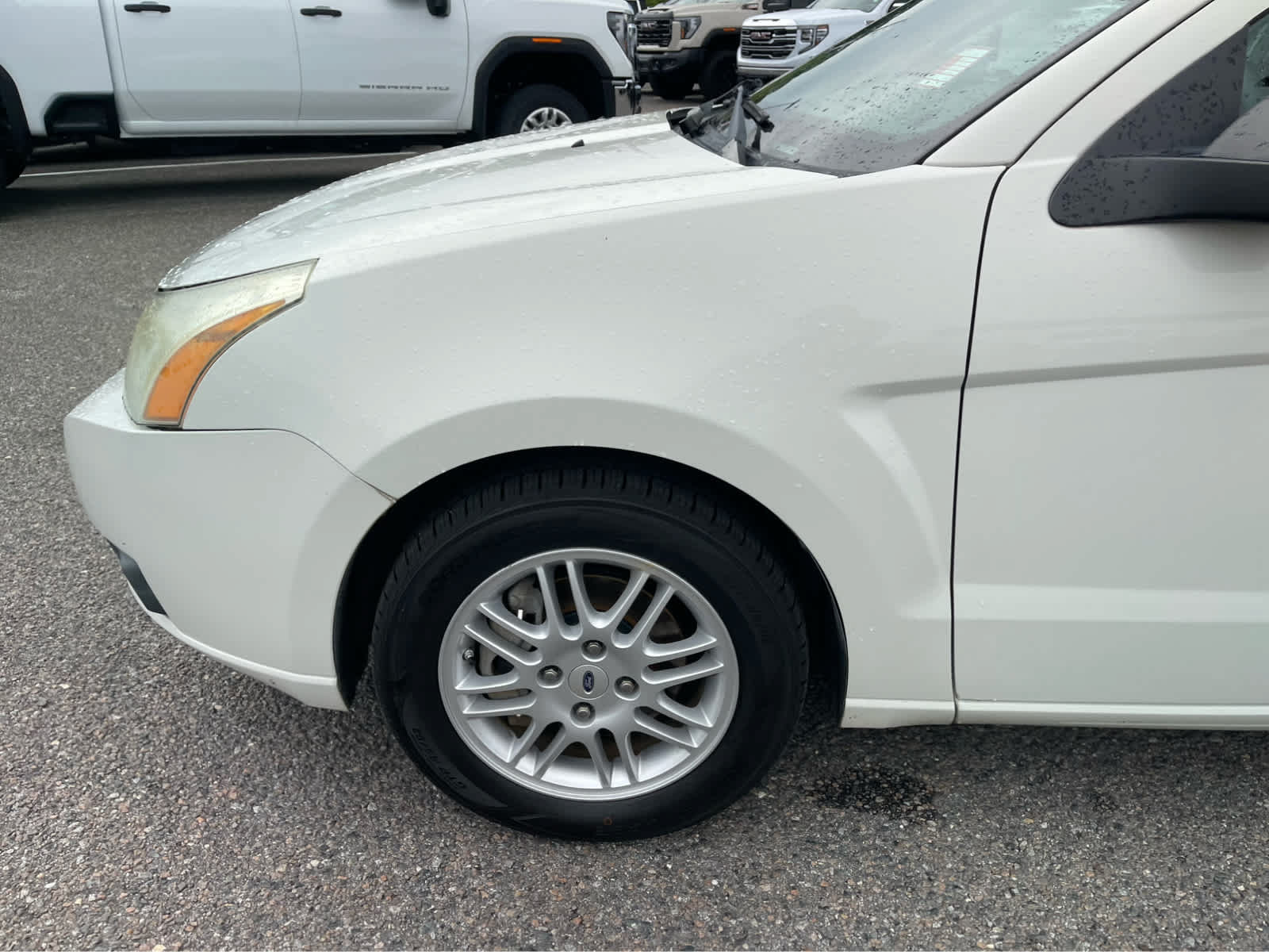 Used 2011 Ford Focus SE FWD image 9