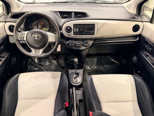 Used 2013 Toyota Yaris LE image 17