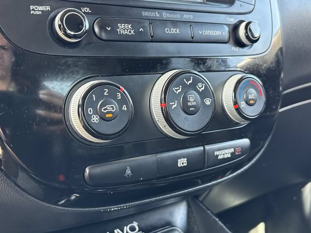 Used 2015 Kia Soul ! FWD image 24