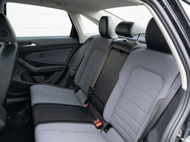 New 2026 Volkswagen Jetta SE image 9