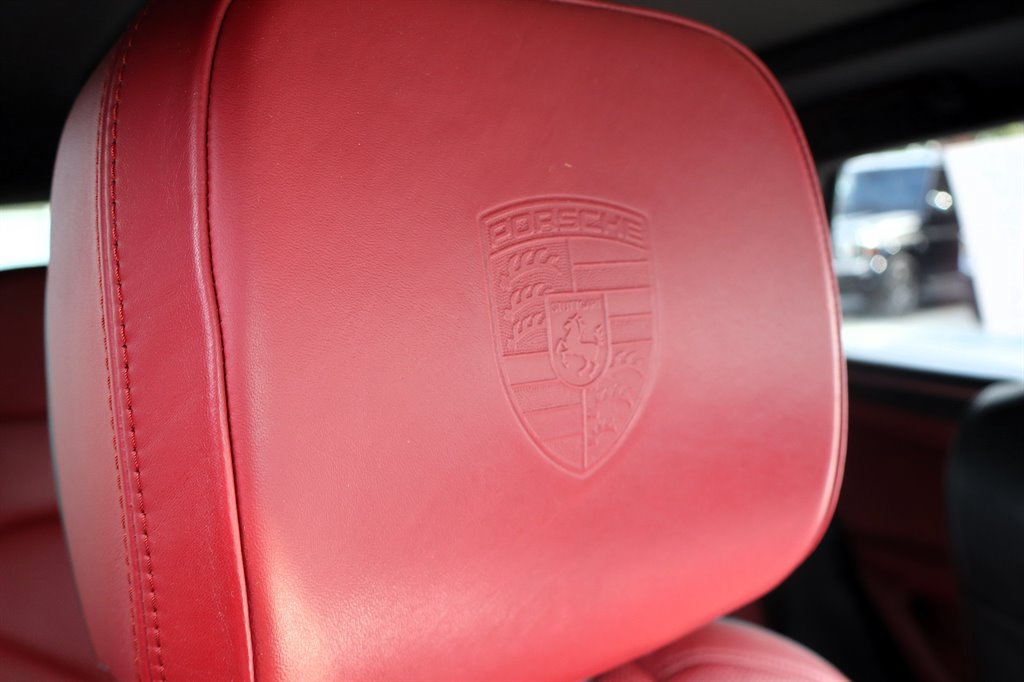 Used 2015 Porsche Macan S AWD/4WD image 21