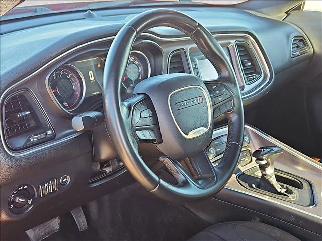 Used 2017 Dodge Challenger R/T image 10