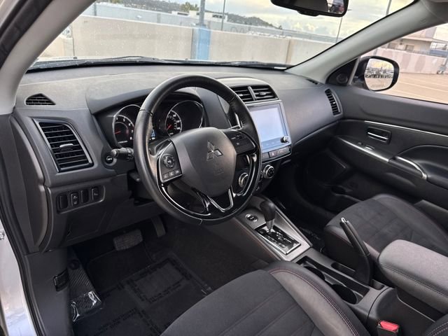 Used 2024 Mitsubishi Outlander Sport SE image 9