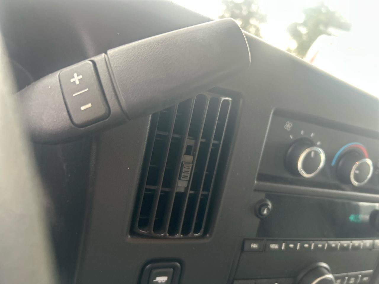 Used 2021 Chevrolet Express 3500 RWD image 24
