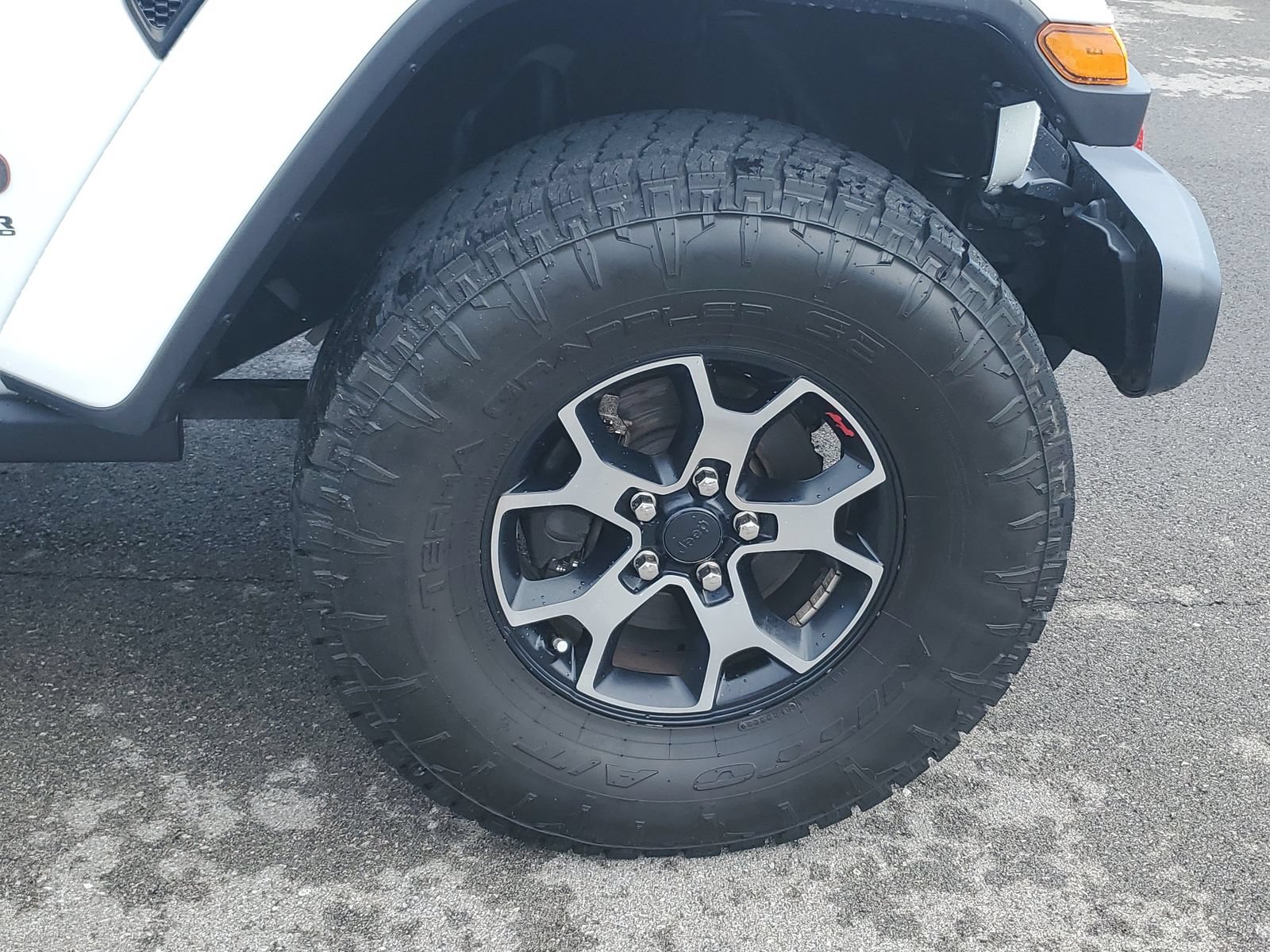 Used 2019 Jeep Wrangler Unlimited Rubicon AWD/4WD image 6