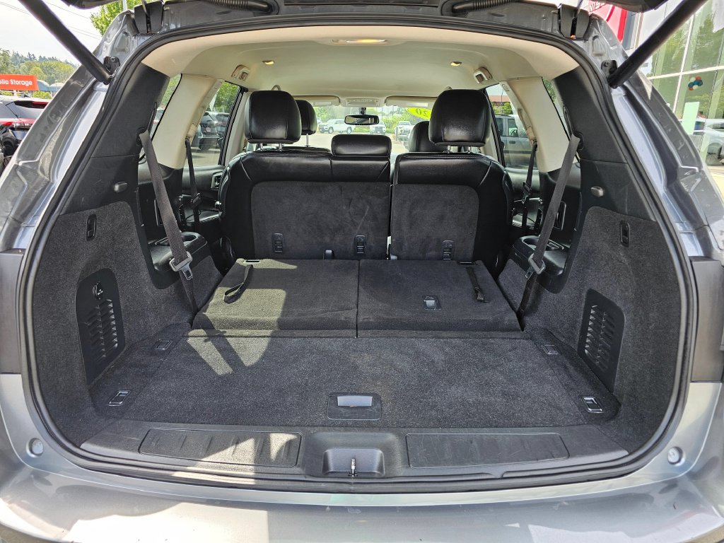 Used 2020 Nissan Pathfinder SL AWD/4WD image 11