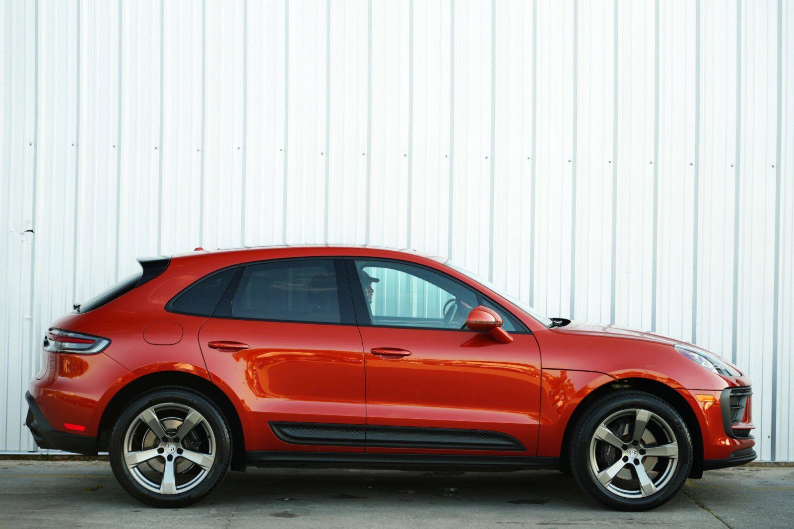 Used 2023 Porsche Macan image 53