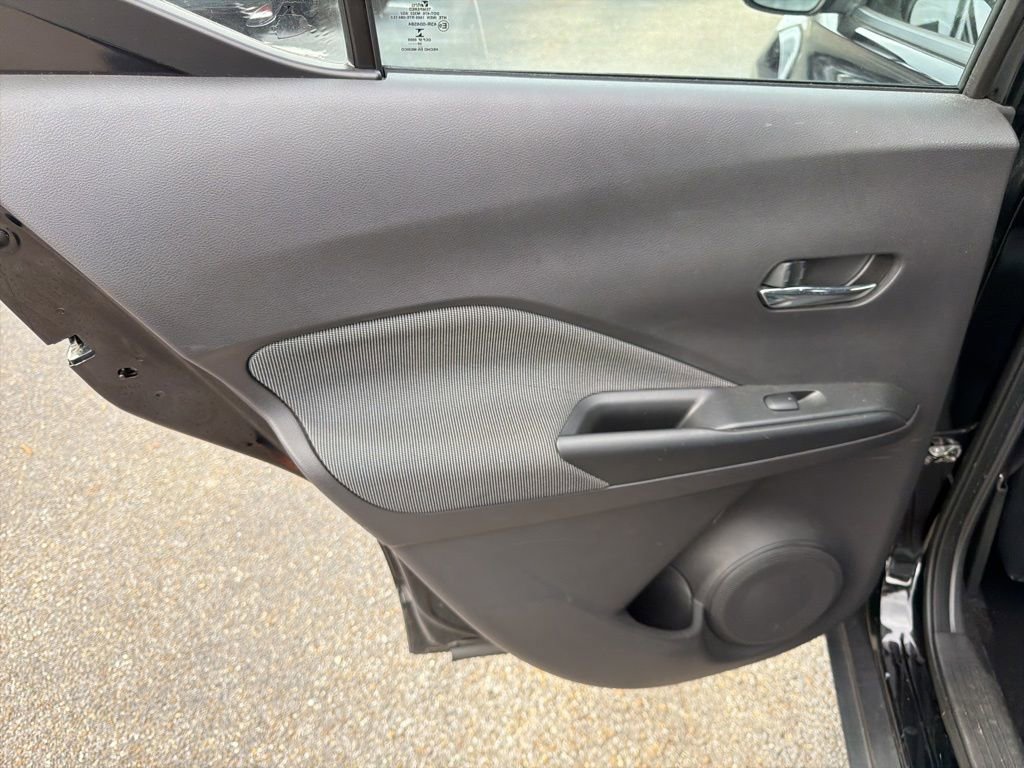 Used 2020 Nissan Kicks SV image 12