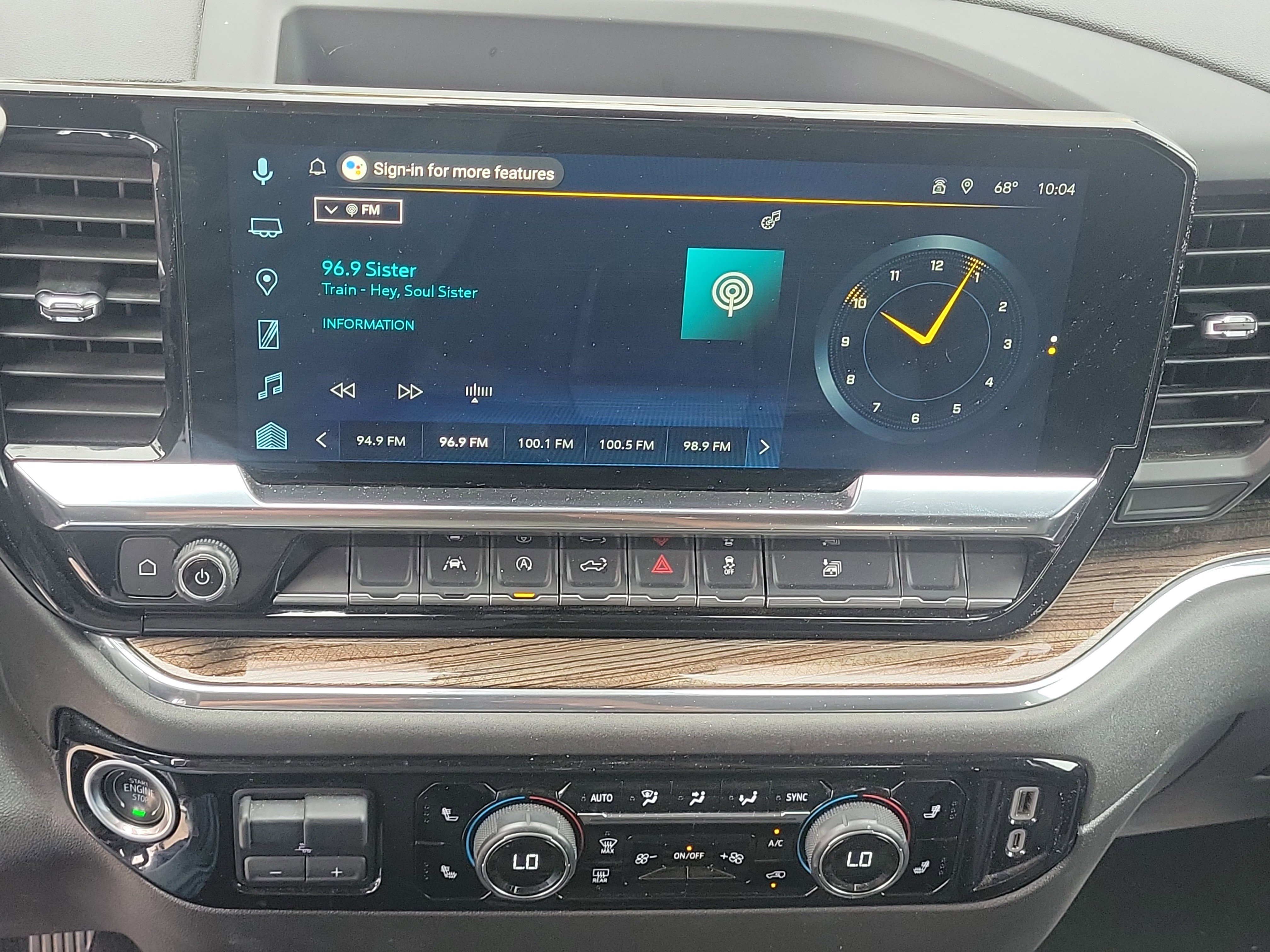 Used 2025 Chevrolet Silverado 1500 LT image 22