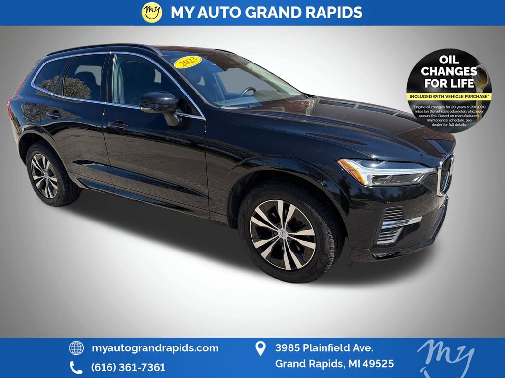 Used 2023 Volvo XC60 B5 Core AWD/4WD image 1