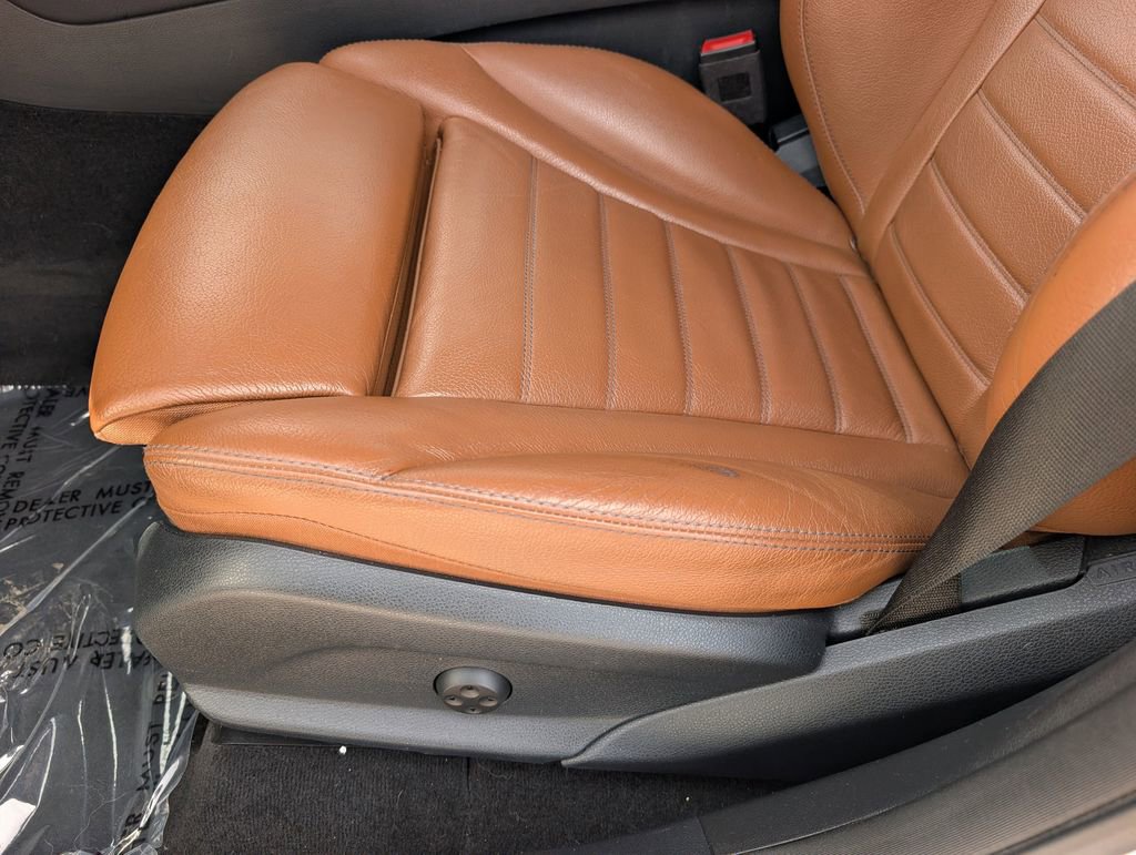 Used 2020 Mercedes-Benz GLC 43 AMG 4MATIC image 23