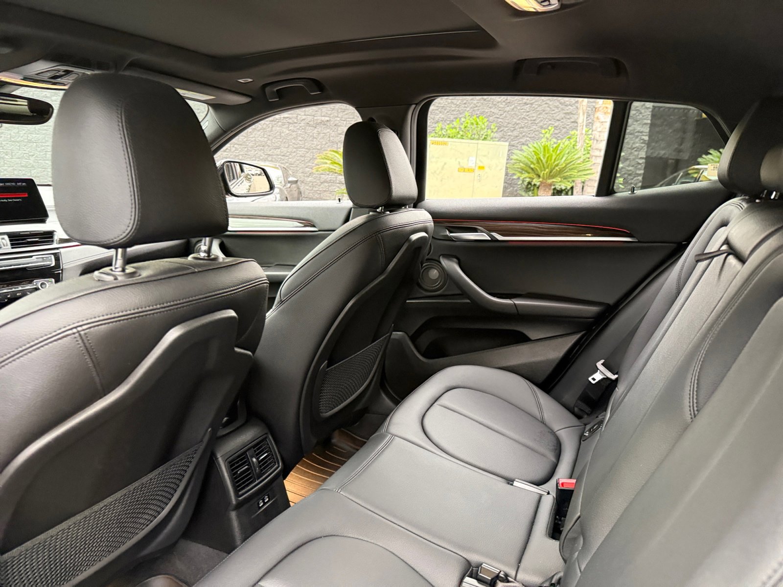 Used 2022 BMW X2 sDrive28i w/ M Sport X Package image 16