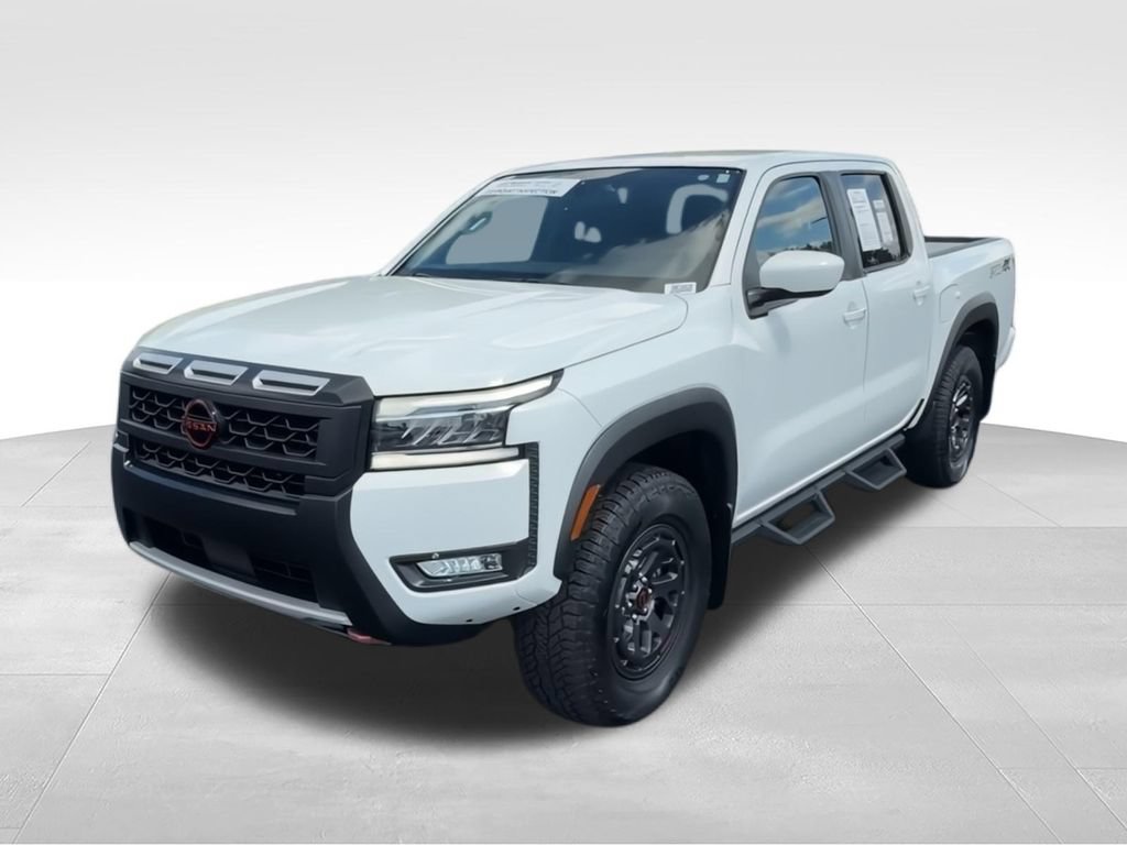 Used 2025 Nissan Frontier PRO-4X AWD/4WD image 5