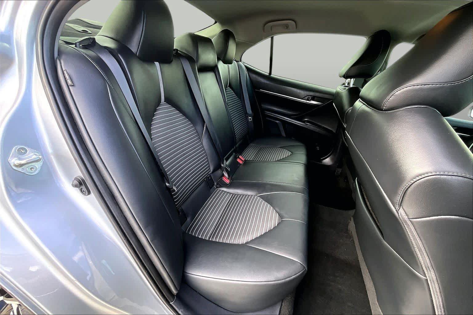 Used 2024 Toyota Camry SE FWD image 18