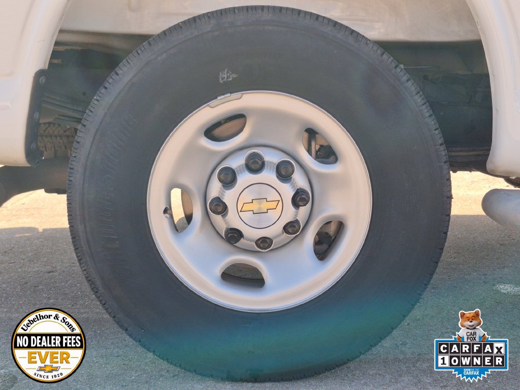 Certified 2025 Chevrolet Express 2500 w/ Driver Convenience Package RWD image 23