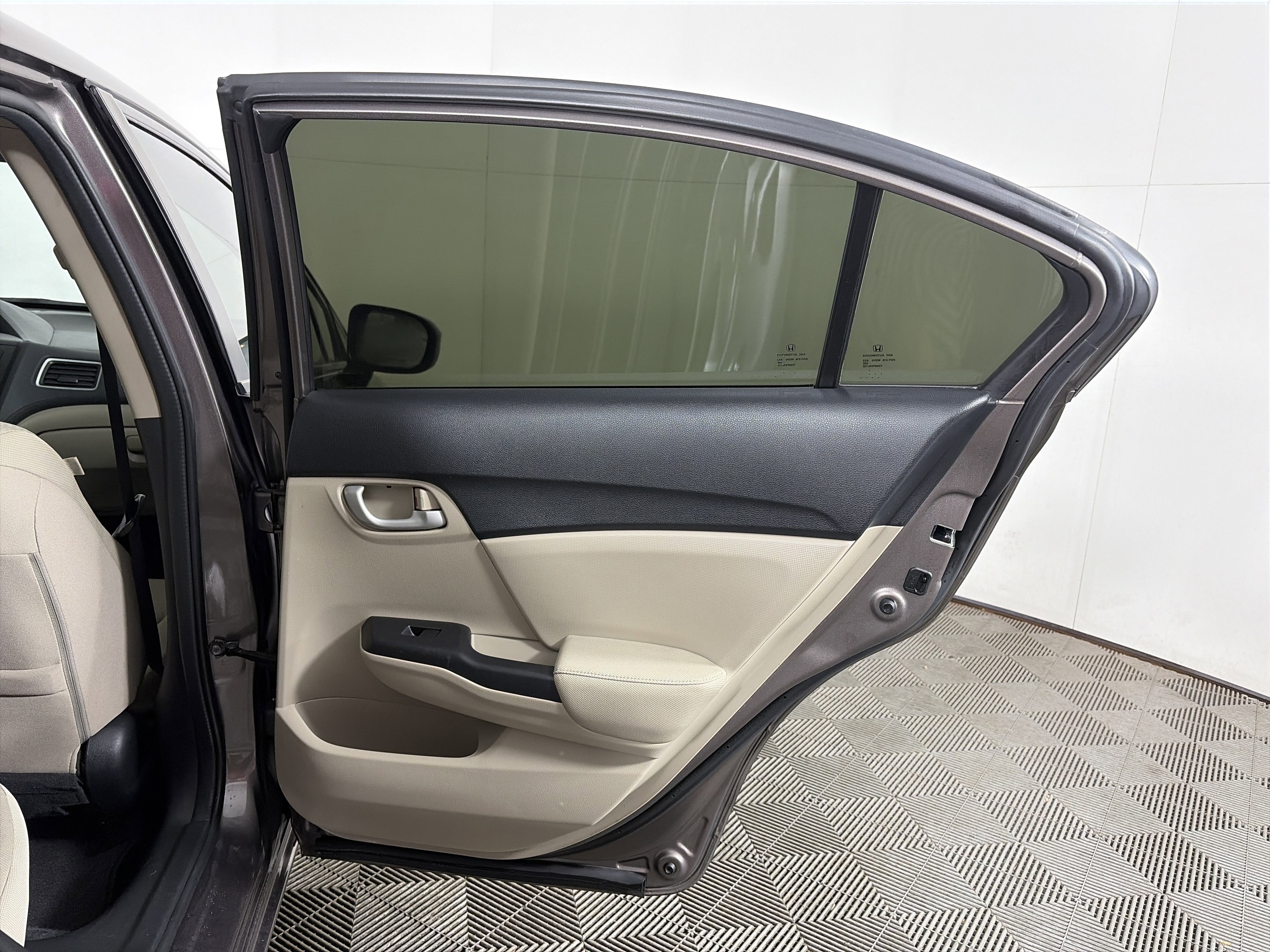 Used 2015 Honda Civic LX image 37