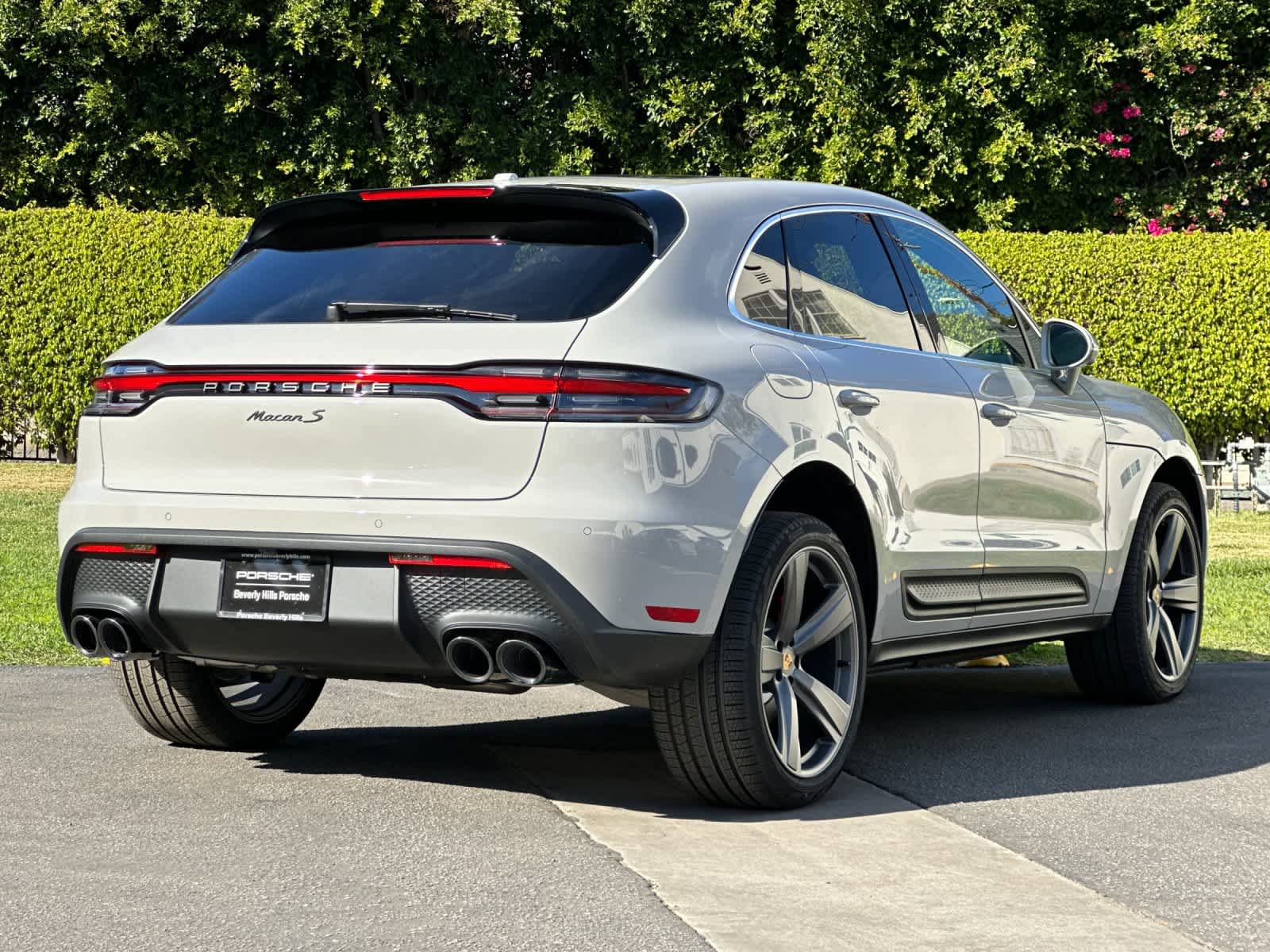 New 2026 Porsche Macan S AWD/4WD image 8