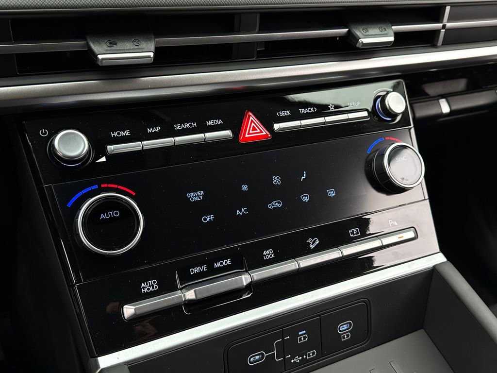 New 2026 Hyundai Santa Fe SE AWD/4WD image 19