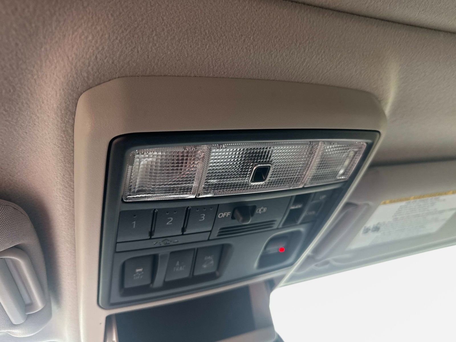 Used 2018 Toyota 4Runner Limited image 28