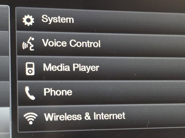 Used 2016 Ford Fusion SE w/ Equipment Group 202A image 4