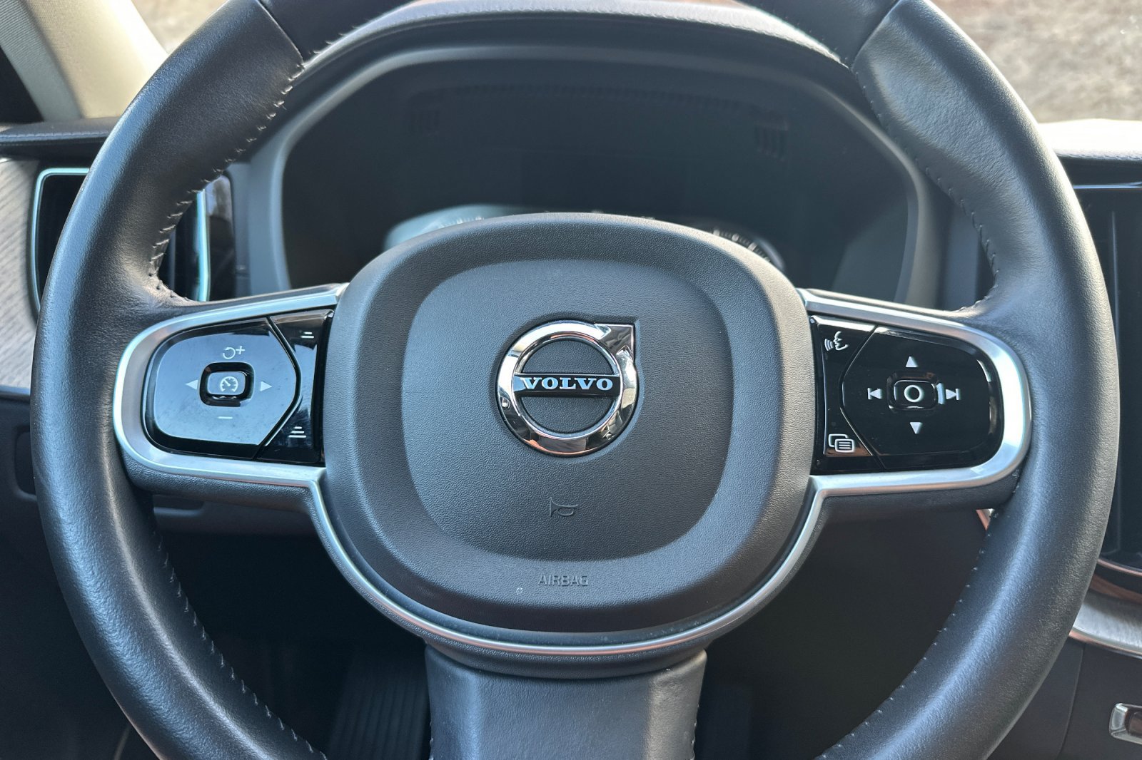 Used 2020 Volvo XC60 T6 Inscription AWD/4WD image 27