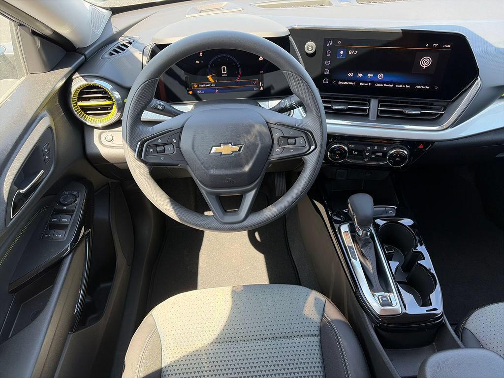 New 2026 Chevrolet Trax LT FWD image 11