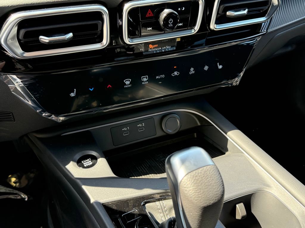 New 2026 Nissan Sentra SV w/ SV Convenience Package image 13