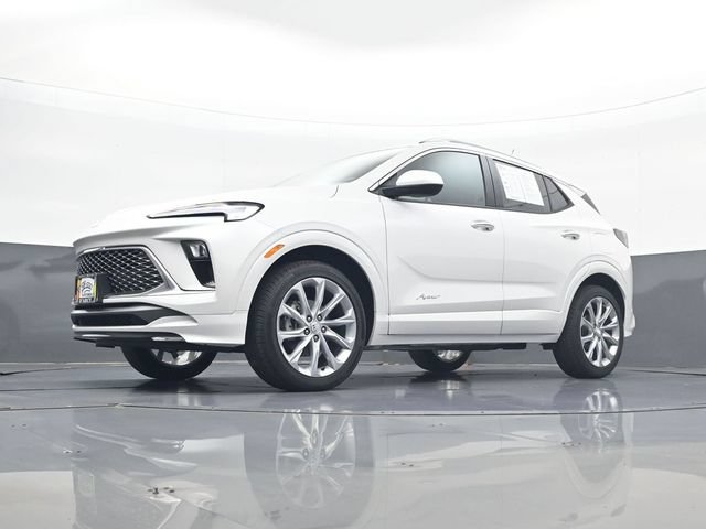 Used 2024 Buick Encore GX Avenir w/ Avenir Convenience Package AWD/4WD image 21