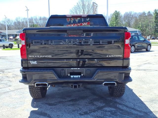 Used 2021 Chevrolet Silverado 1500 Custom Trail Boss AWD/4WD image 9