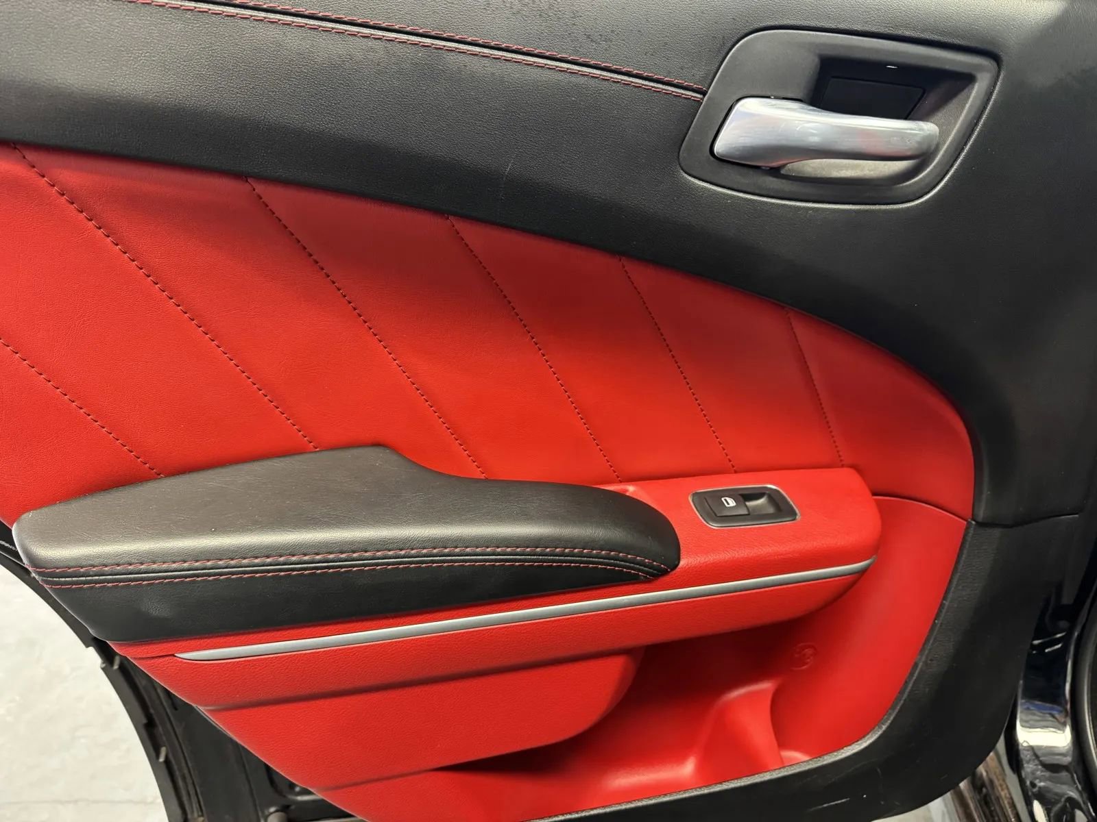 Used 2021 Dodge Charger Scat Pack w/ Plus Group RWD image 12