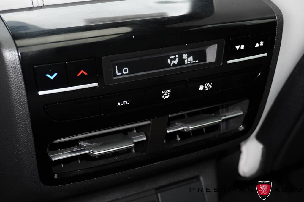 Used 2024 Acura MDX w/ Technology Package FWD image 39