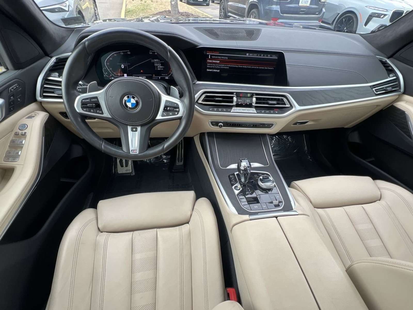 Used 2022 BMW X7 xDrive40i w/ M Sport Package image 24
