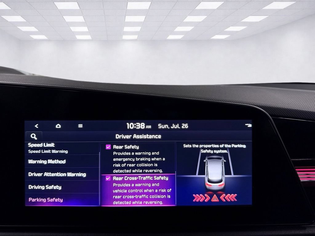 Used 2024 Kia Niro Wave w/ Wave Preserve Package FWD image 31