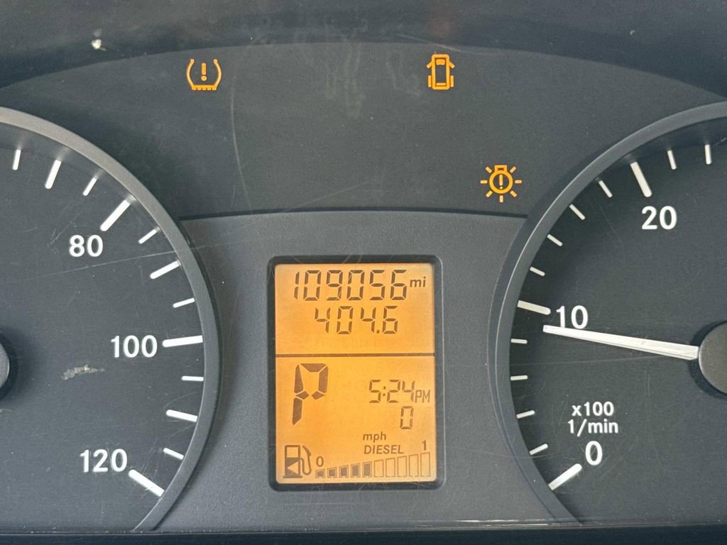 Used 2016 Mercedes-Benz Sprinter 2500 image 27