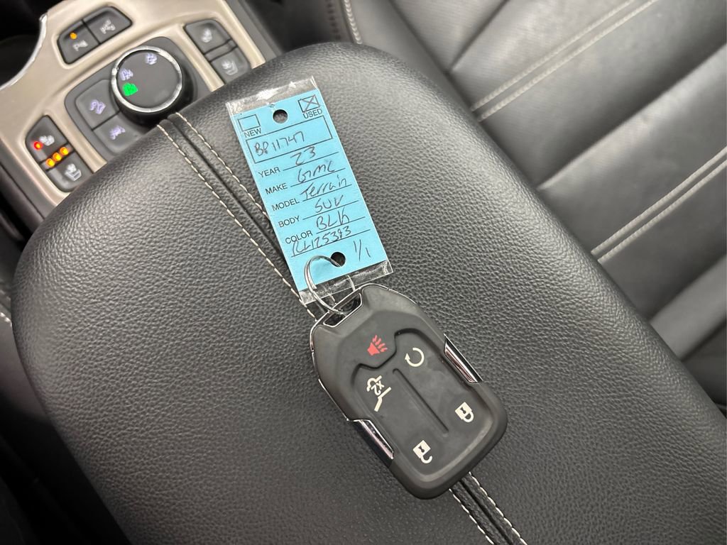 Used 2023 GMC Terrain Denali w/ Black Diamond Edition image 43