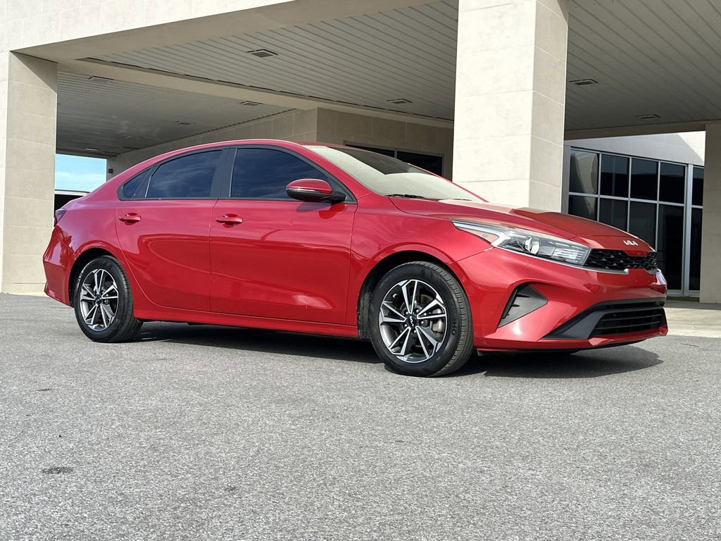 Used 2023 Kia Forte LXS w/ LXS Technology Package image 9