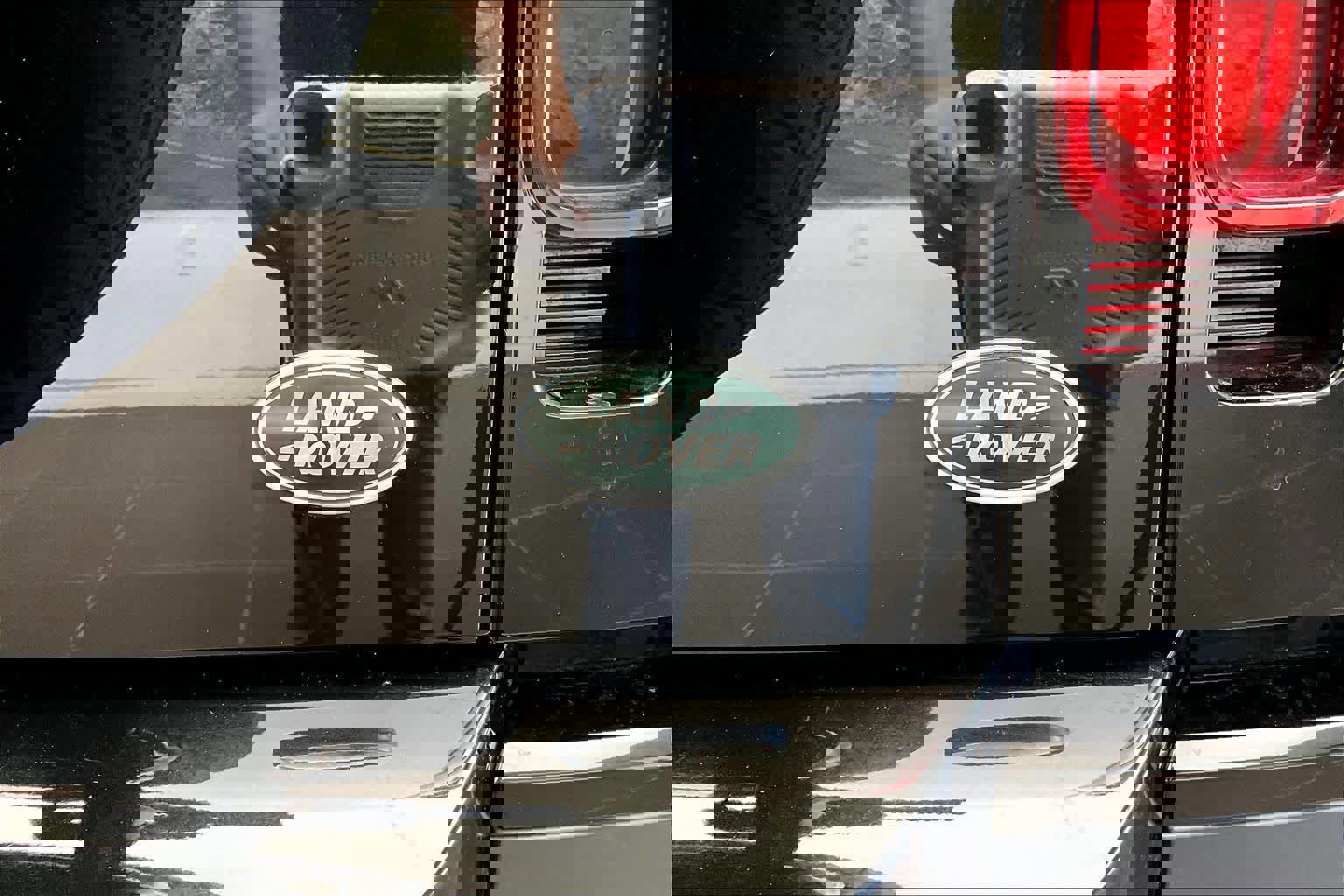 Used 2022 Land Rover Defender 110 S AWD/4WD image 10