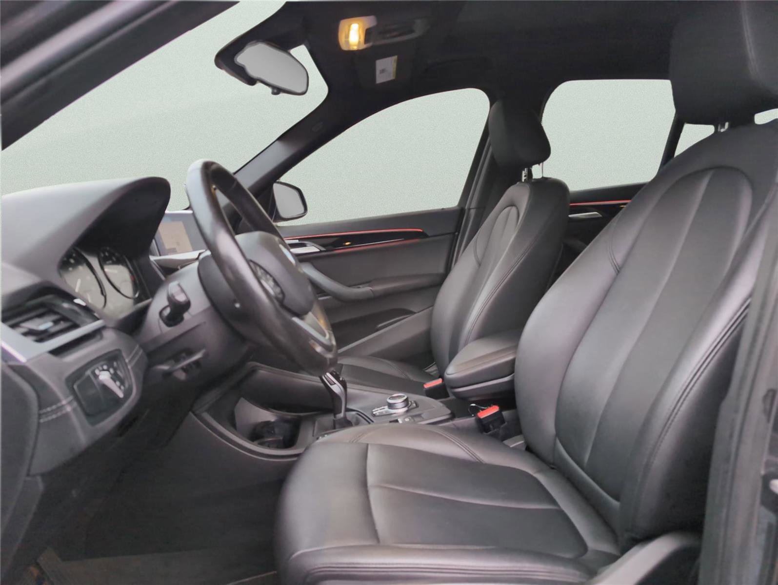 Used 2021 BMW X1 sDrive28i image 14