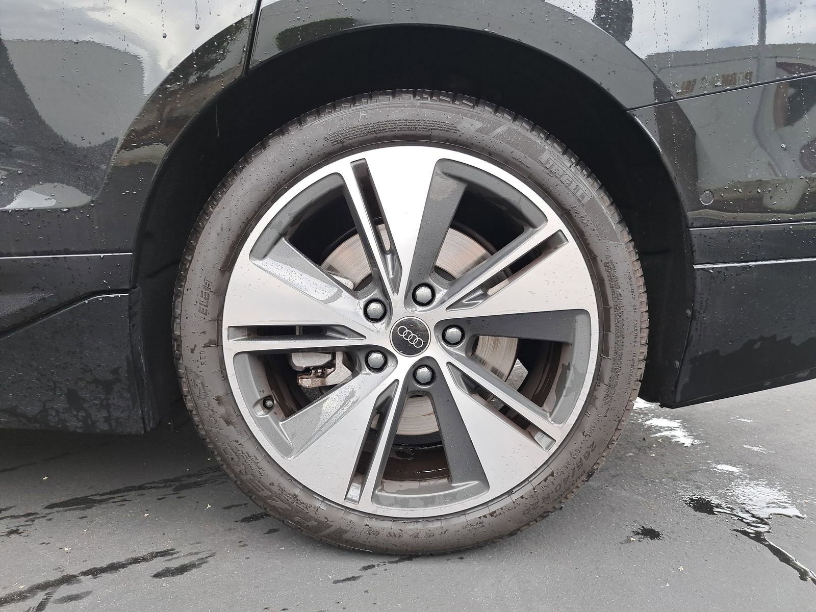 Certified 2025 Audi A6 e-tron Premium Plus w/ Premium Plus image 7