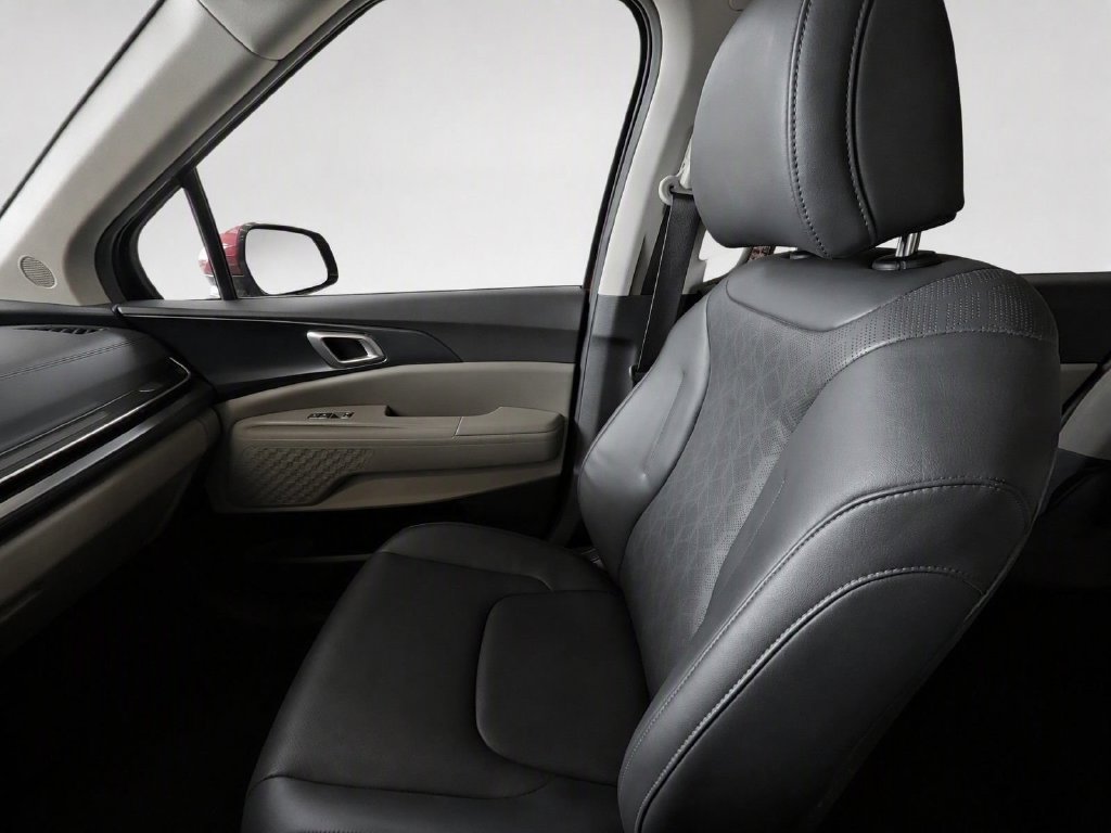 Certified 2025 Kia Carnival FWD image 31