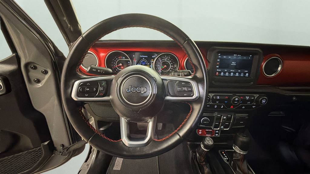 Used 2021 Jeep Wrangler Unlimited Rubicon AWD/4WD image 16