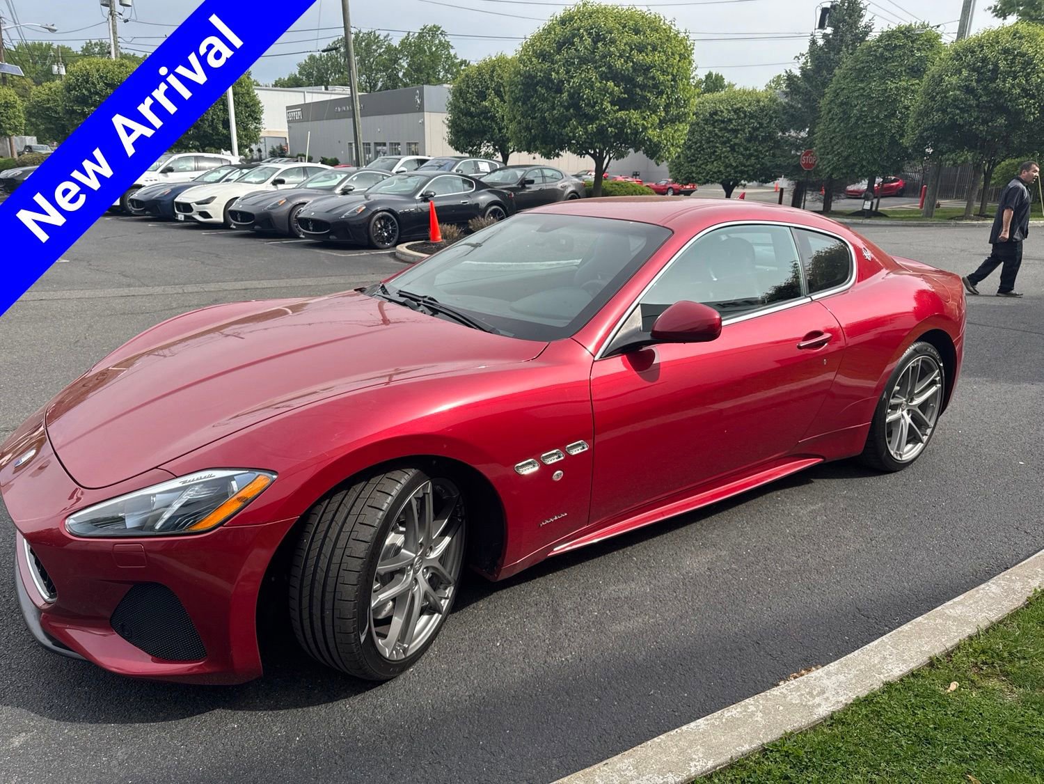 Used 2018 Maserati GranTurismo Sport RWD image 1