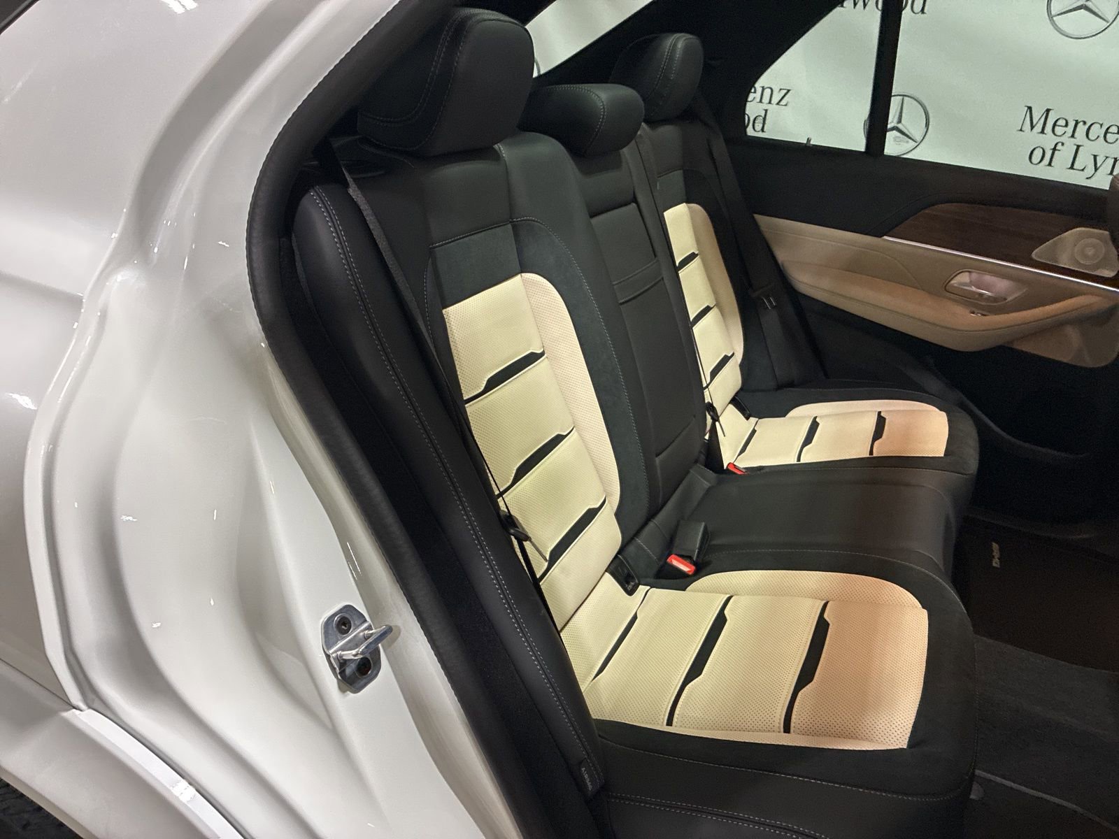 New 2026 Mercedes-Benz GLE 53 AMG 4MATIC image 22