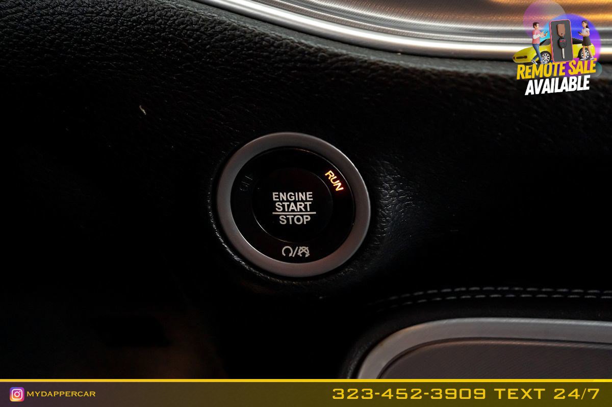 Used 2019 Dodge Challenger R/T w/ Blacktop Package image 25